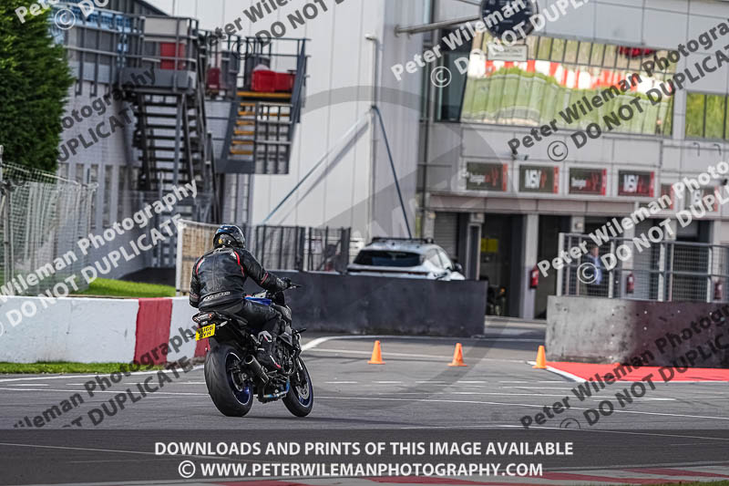 donington no limits trackday;donington park photographs;donington trackday photographs;no limits trackdays;peter wileman photography;trackday digital images;trackday photos